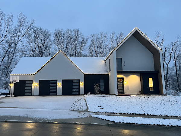 Christmas lighting photo 1 shared by Erica Lembke on Google
